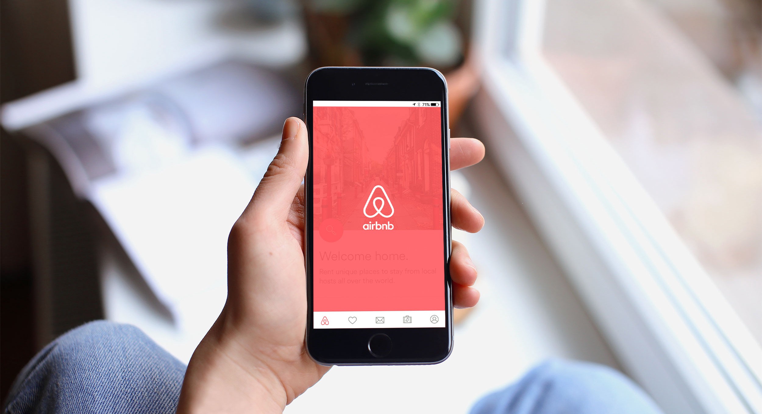 ¿Cómo contactar a Airbnb?